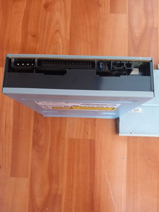 Аксесоари за настолен комп.