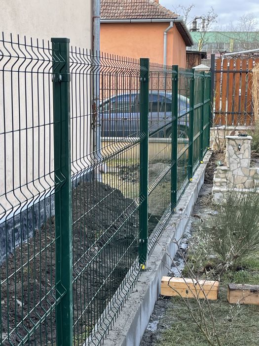 Executie garduri beton-boltari