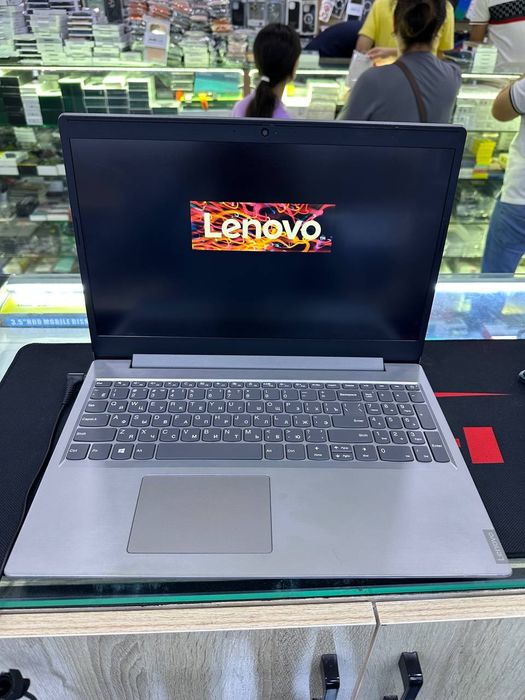 Notebook sotiladi Lenovo Ideapad L3