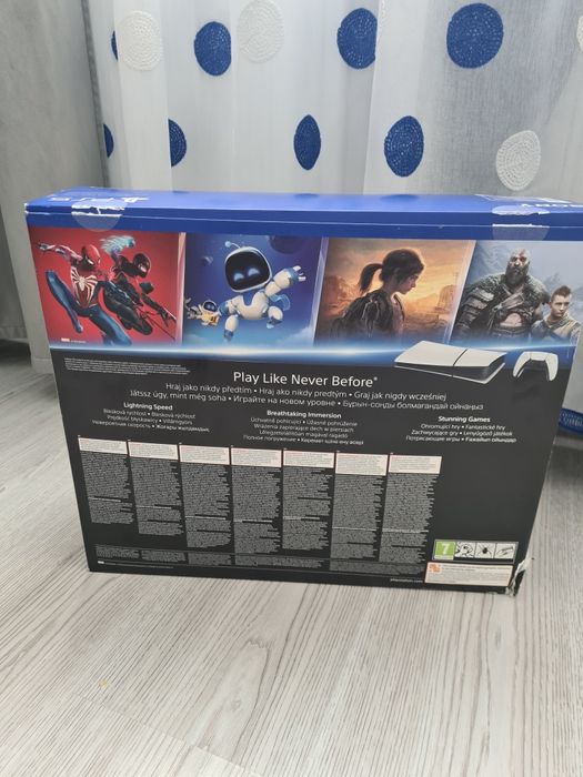 Consola PlayStation 5 Digital Edition PS5 825GB SSD NOU