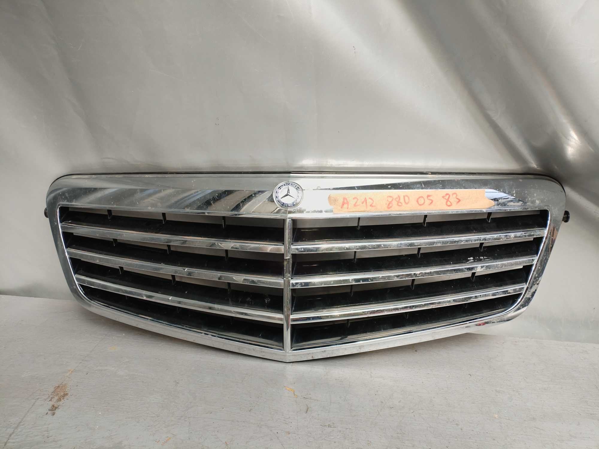 Грил решетка мерцедес W212 Mercedes W212
