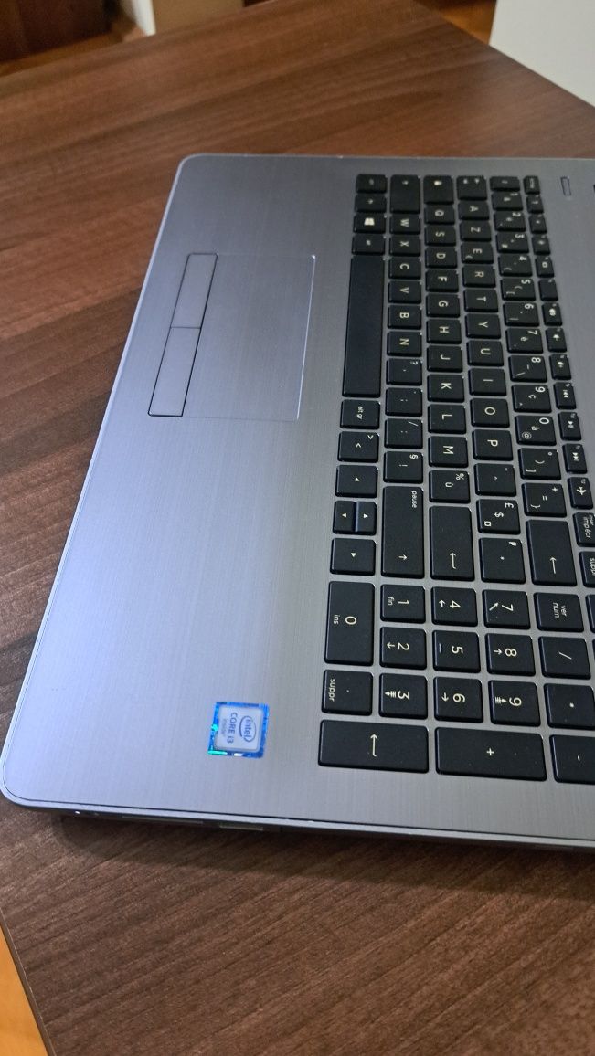 Laptop HP 250 G6 i3 gen.6 SSD 8GB DDR4