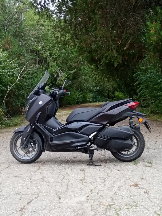 Xmax 300 tech plus 2025