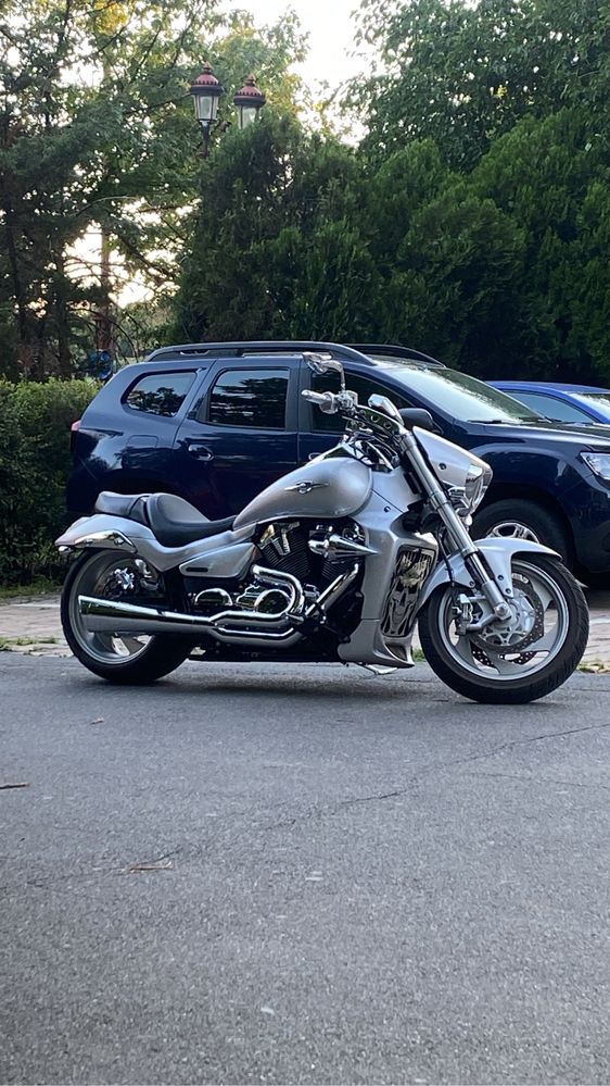 Suzuki Boulevard Intruder M109R