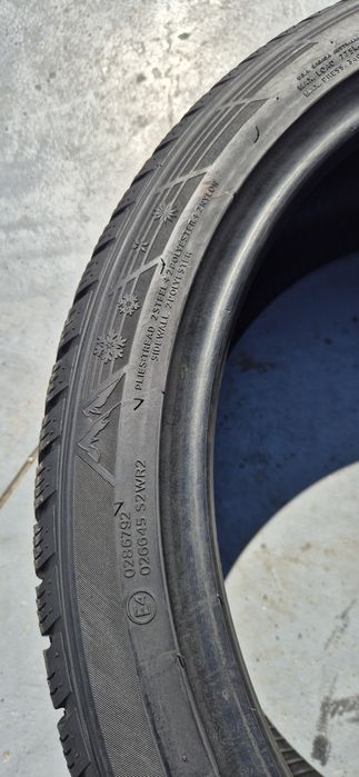 245 40 20 Hankook m+s