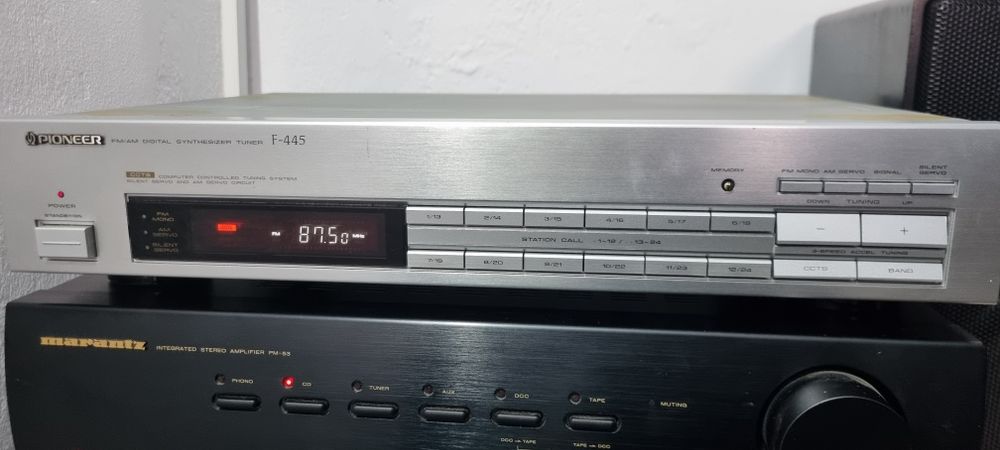 Tuner radio Pioneer F445