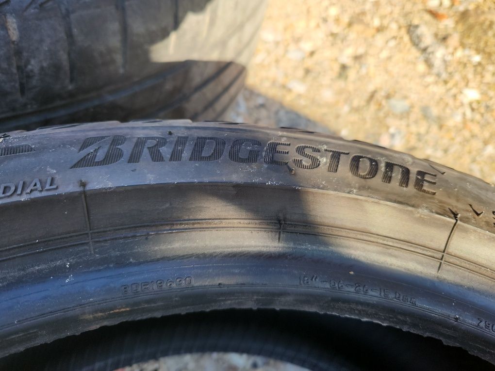 225 40 18 Bridgestone
