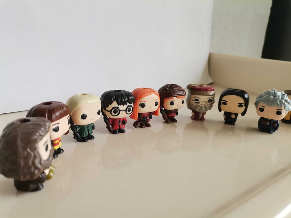 ОПИСАНИЕТО! Kinder Joy Harry Potter Quidditch фигурки