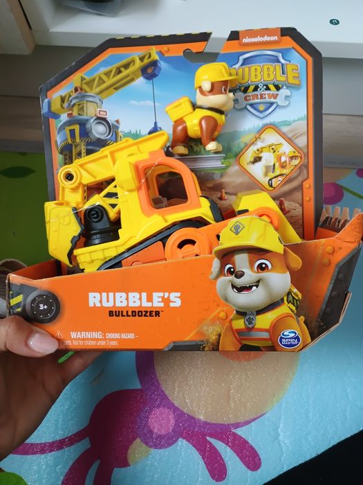 Булдозерът на Рабъл Rubble's bulldozer