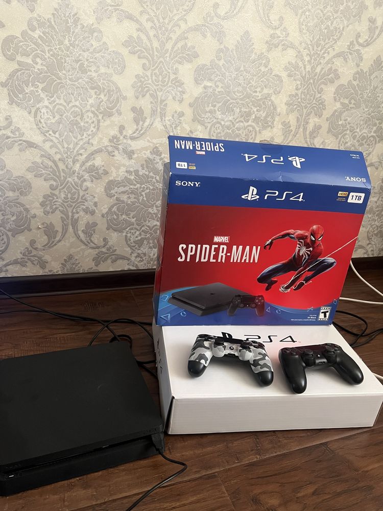 Продам Sony Playstation4 1 tb