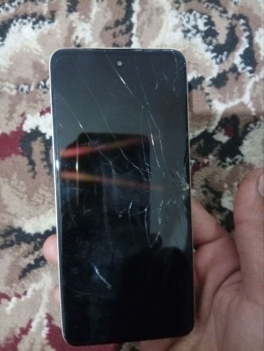 Tecno spark 20c  срочно