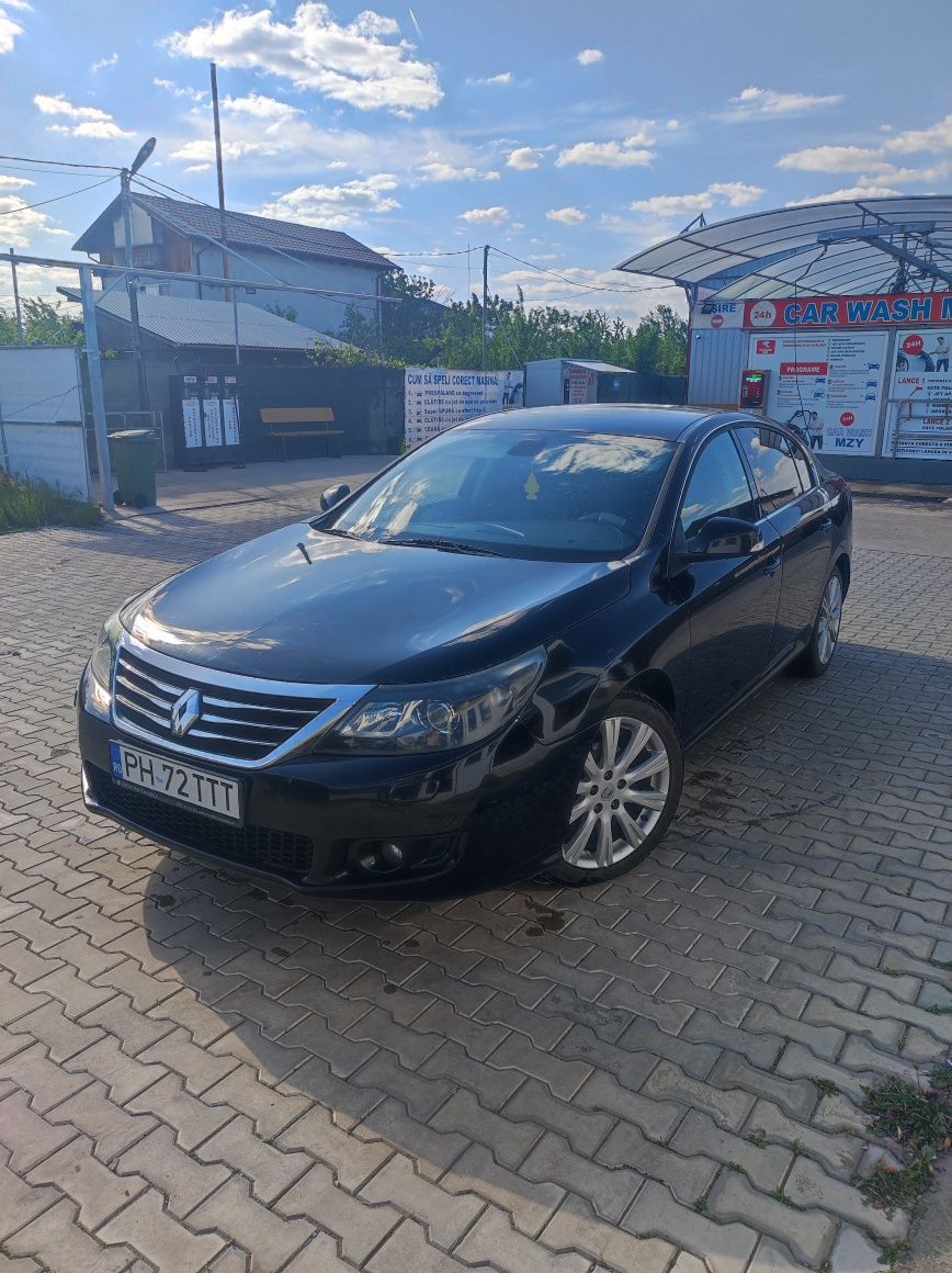 Renault Latitude an 2011