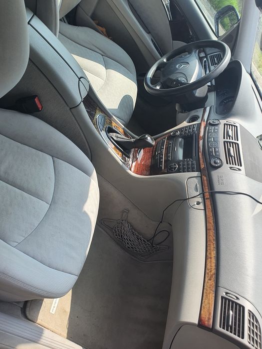 Mercedes-Benz W211 E200 Automat / eventual schimb