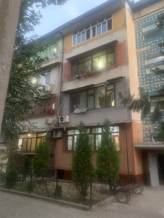 Коракамиш 2/4 Тансикбаев бозорча
3/4/4
72кв 2/6 Балкон 
Ремонт Средне