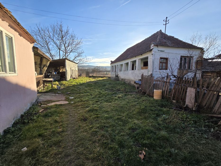 Casă în com. Boșorod