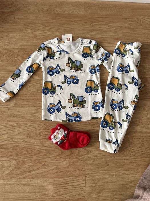 Нова памучна пижама за момче 18-24 м.