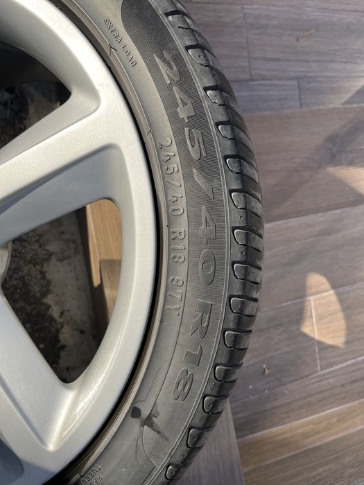 Джанти с гуми Ауди 18