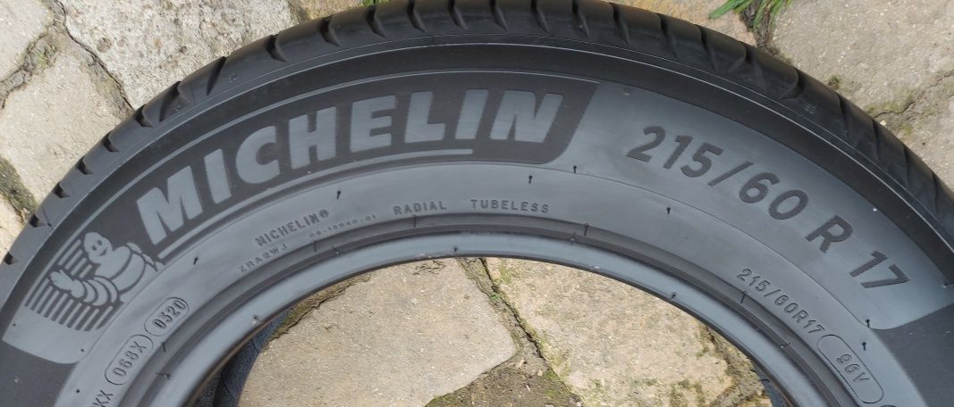 Set 4buc 215/60 R17 96V Michelin Primacy4 vară