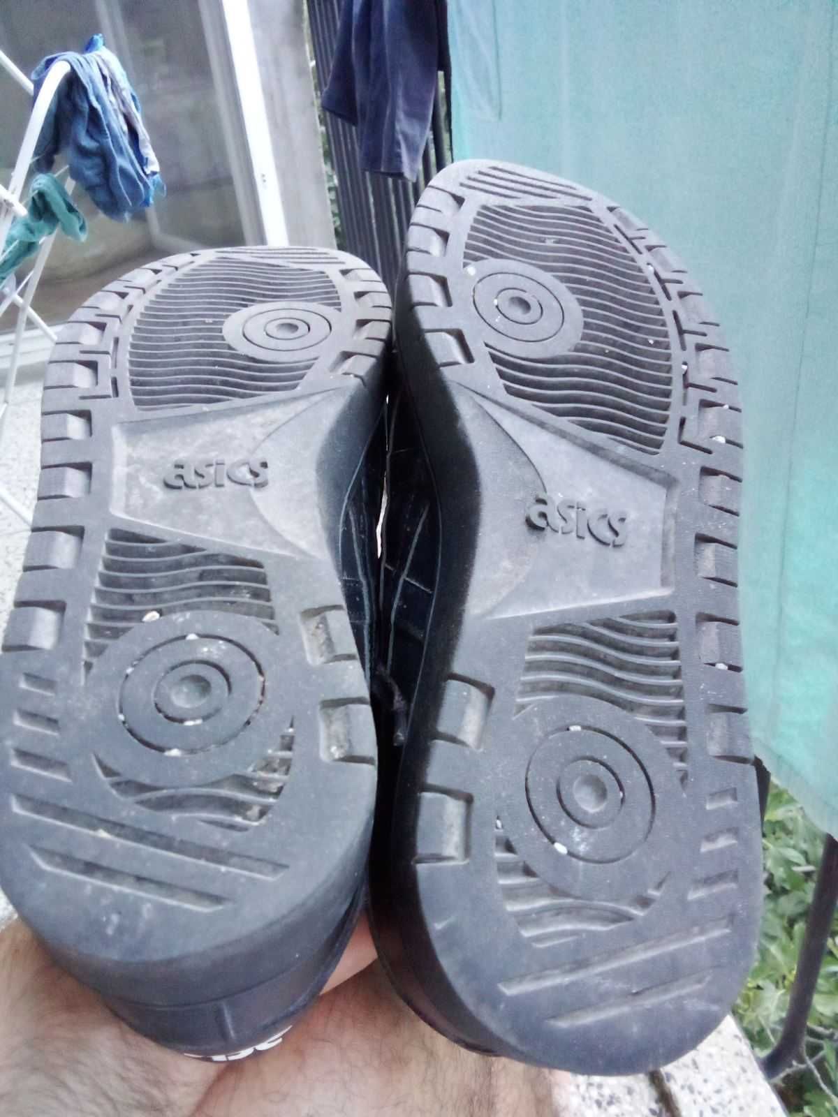 обувки маратонки асикс/asics 42