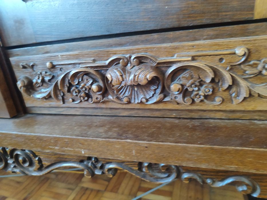 холандска секция с орнаменти