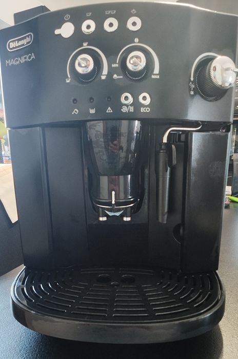 Espressor automat Delonghi Magnifica