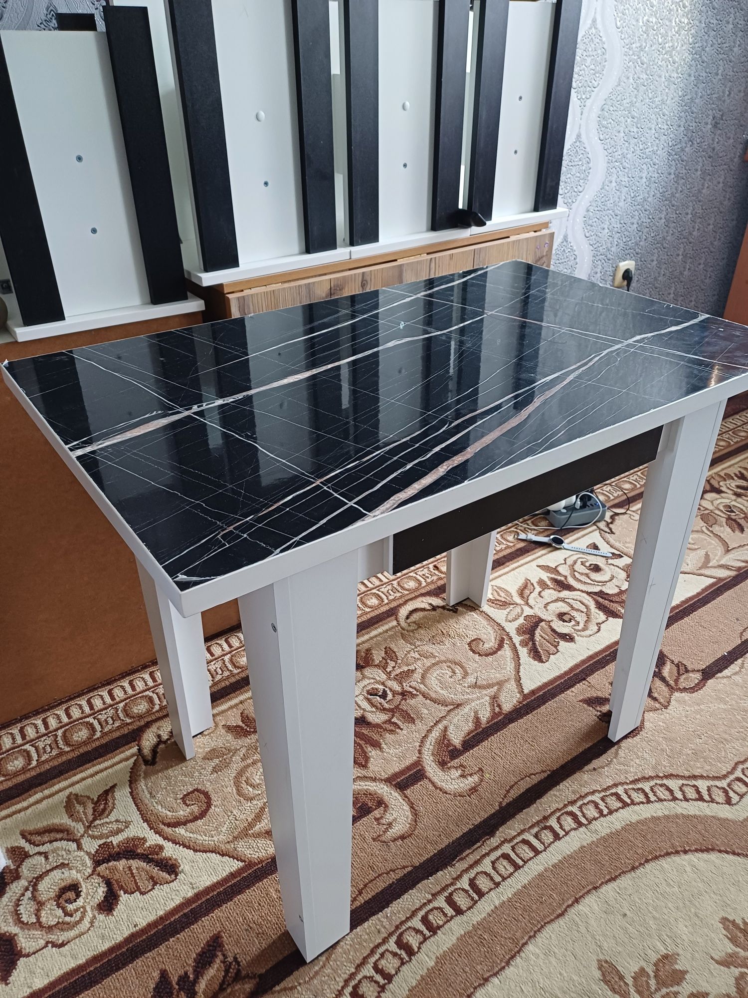 Продам стол 12 000