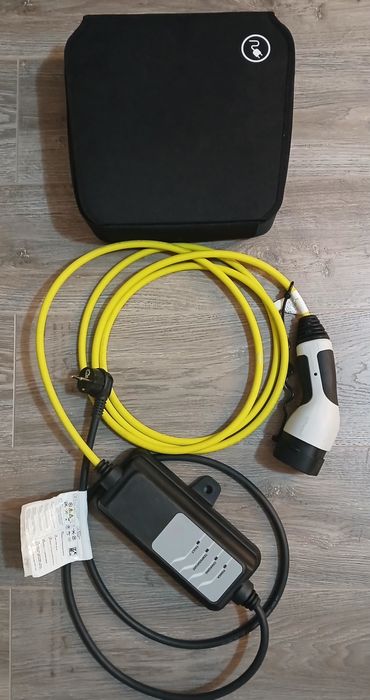 Cablu încărcare casă mașină electrica Bmw