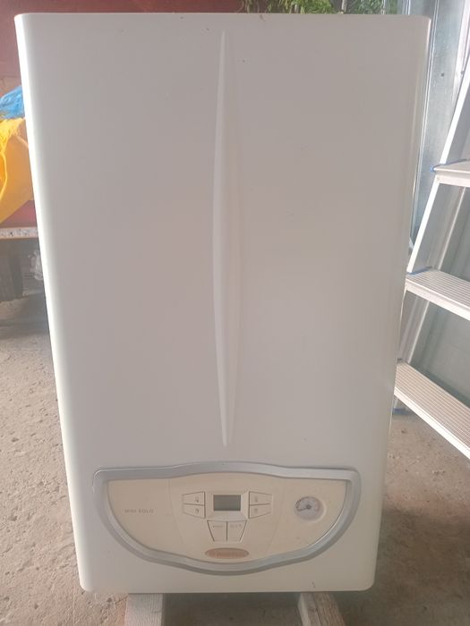 Vand centrala gaz secan hend