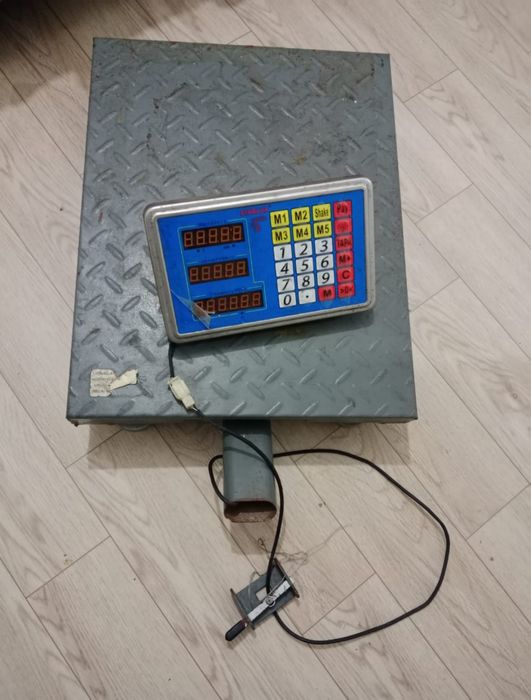 Весы электронные