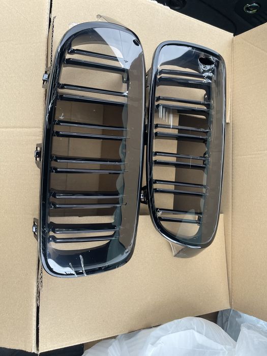 Grila bara fata bmw f30-31-35