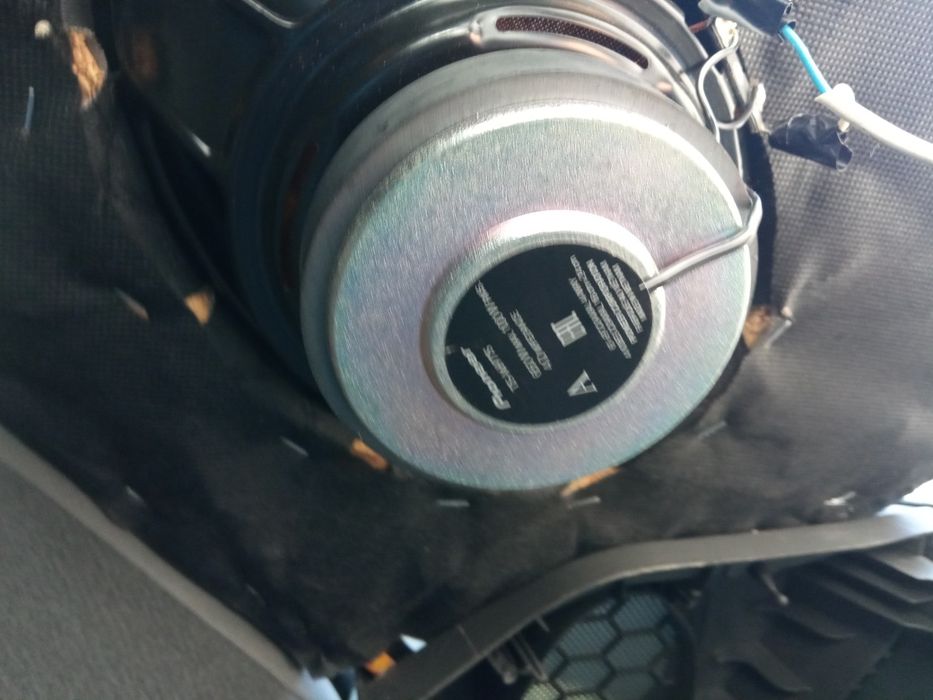 Продам колонки с полкой на спарк, spark ga orqa kolonka polkasi bn