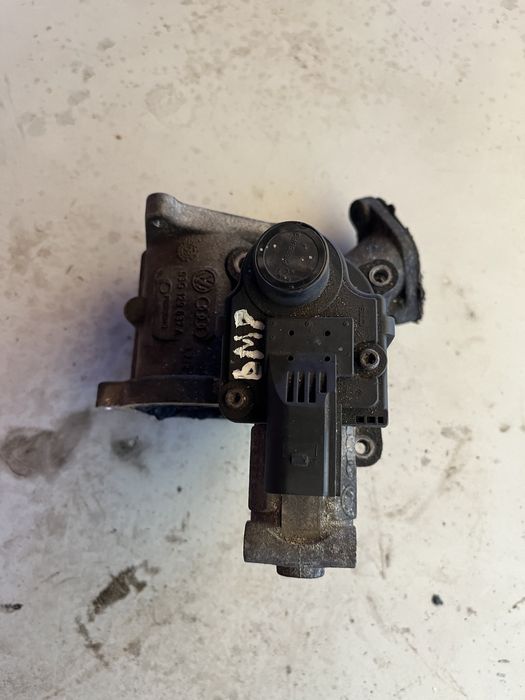 EGR Клапан / ЕГР клапан Volkswagen passat b6 2.0 140ps