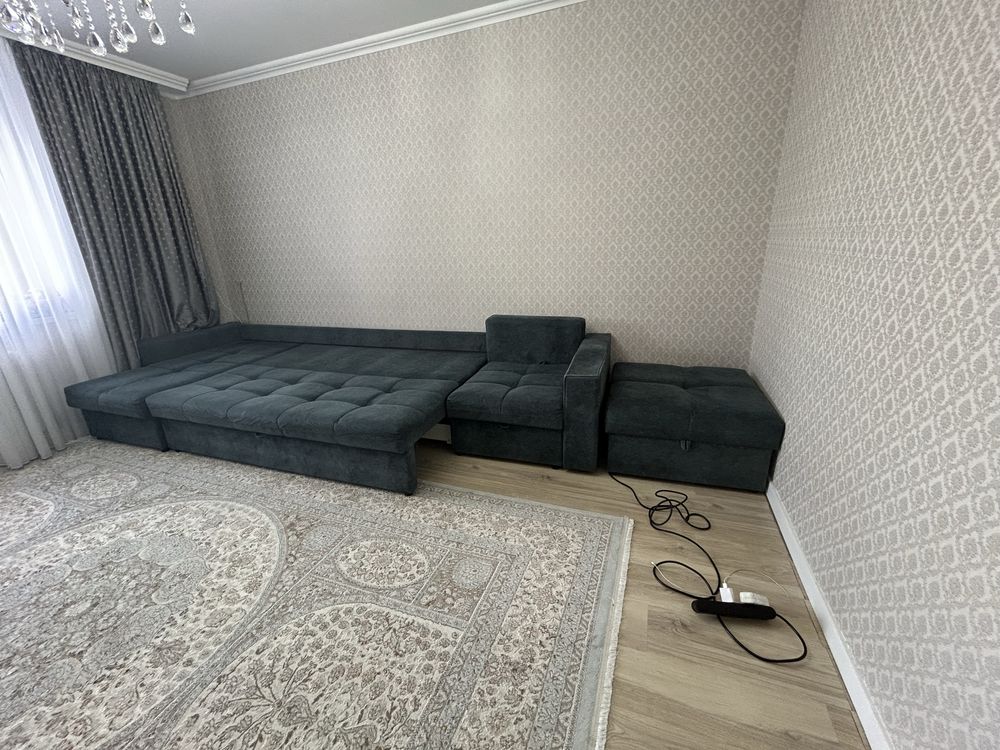 Продается мягкий диван.