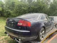 Audi A8 3,0tdi 233коня на части