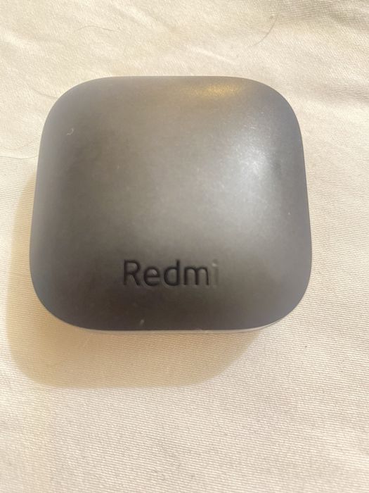 Продавам Redmi buds 6 Active използвани 2 седмици
