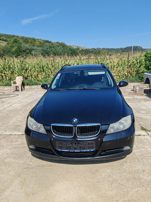 Vând BMW e90 320d