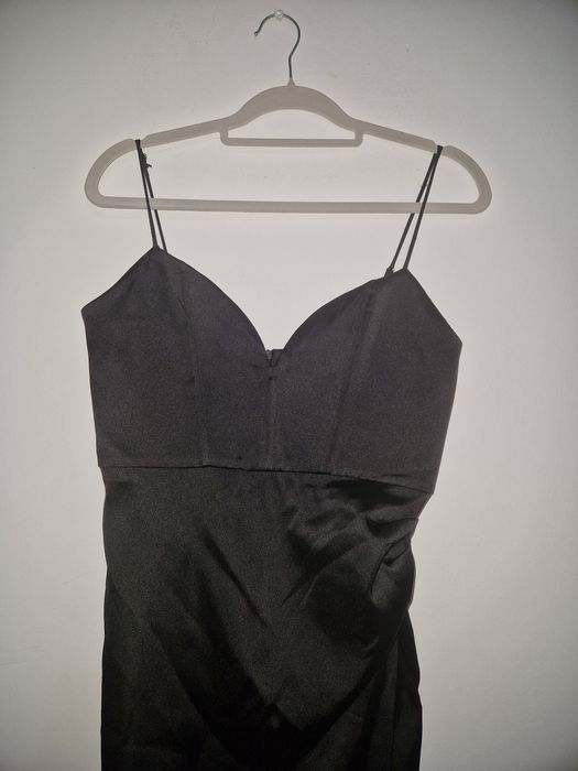 Rochie noua eveniment lunga neagra Zara