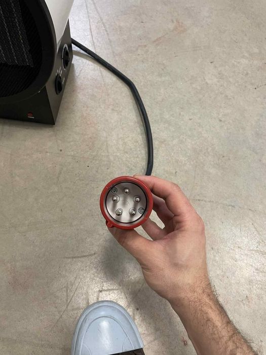 Трифазен калорифер