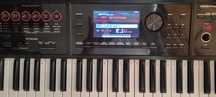 Roland FA06 sintetizator - orgă