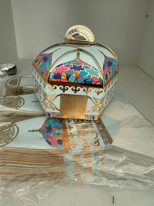 Боюоньерки для тоя по 140 тенге за шт