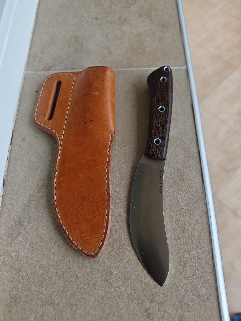 Продавам нож bark river WOLF RIVER SKINNER,
