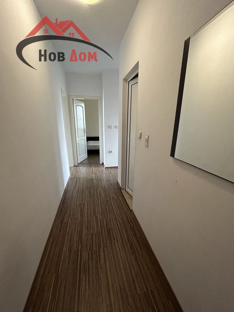 Продава се Тристаен апартамент в Велико Търново, Бузлуджа - 75 кв.м за 1320 €/кв.м - Снимка #1