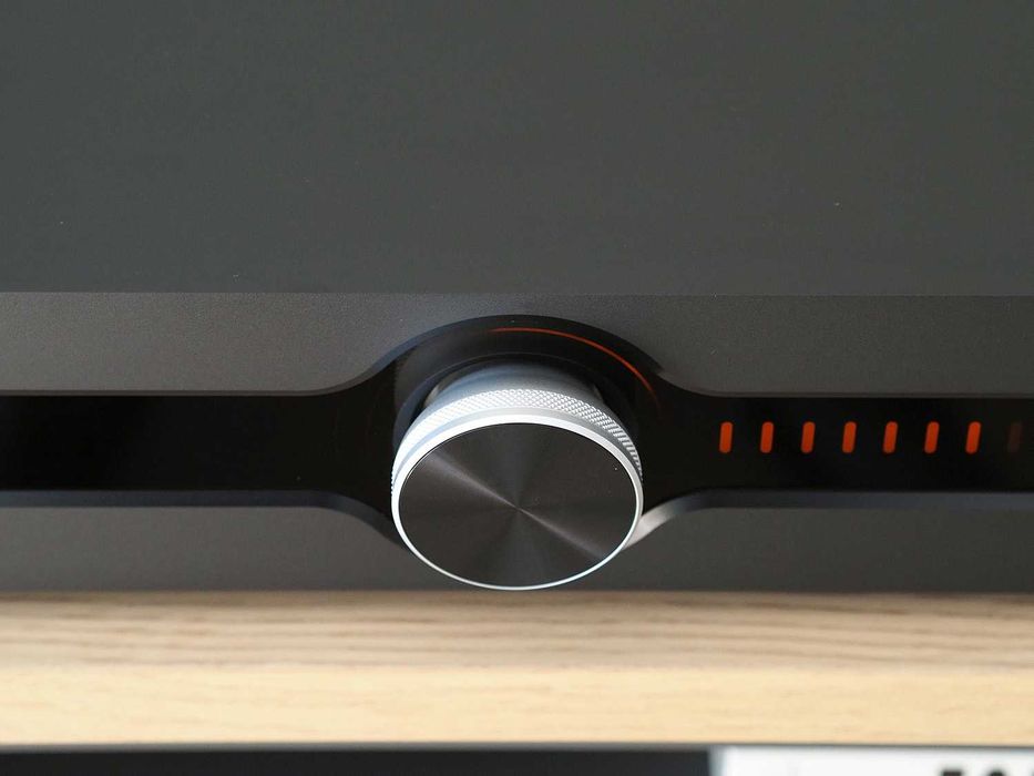 Roksan Caspian 4G Streaming Усилвател (Made in UK) в гаранция!