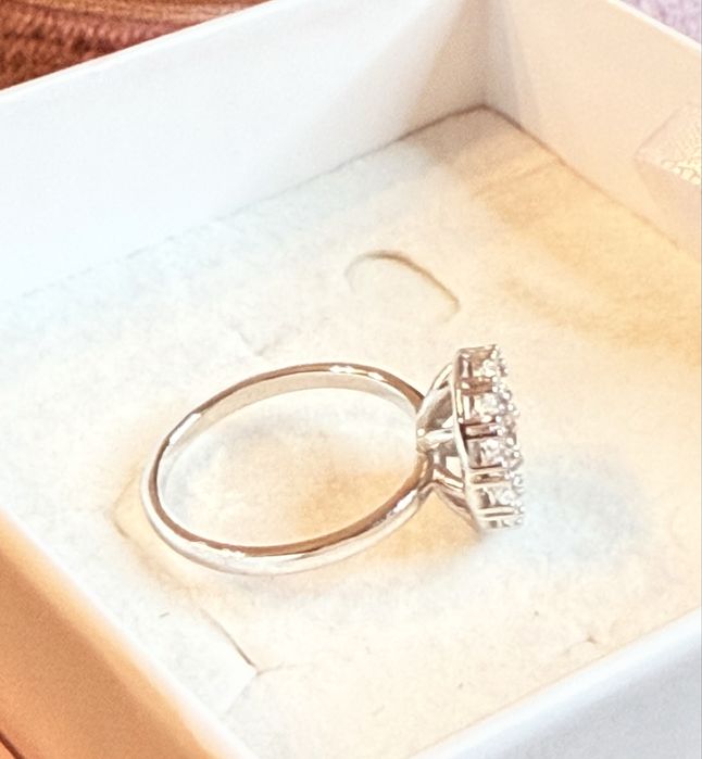 Дамски пръстн бяло злато и брилянти