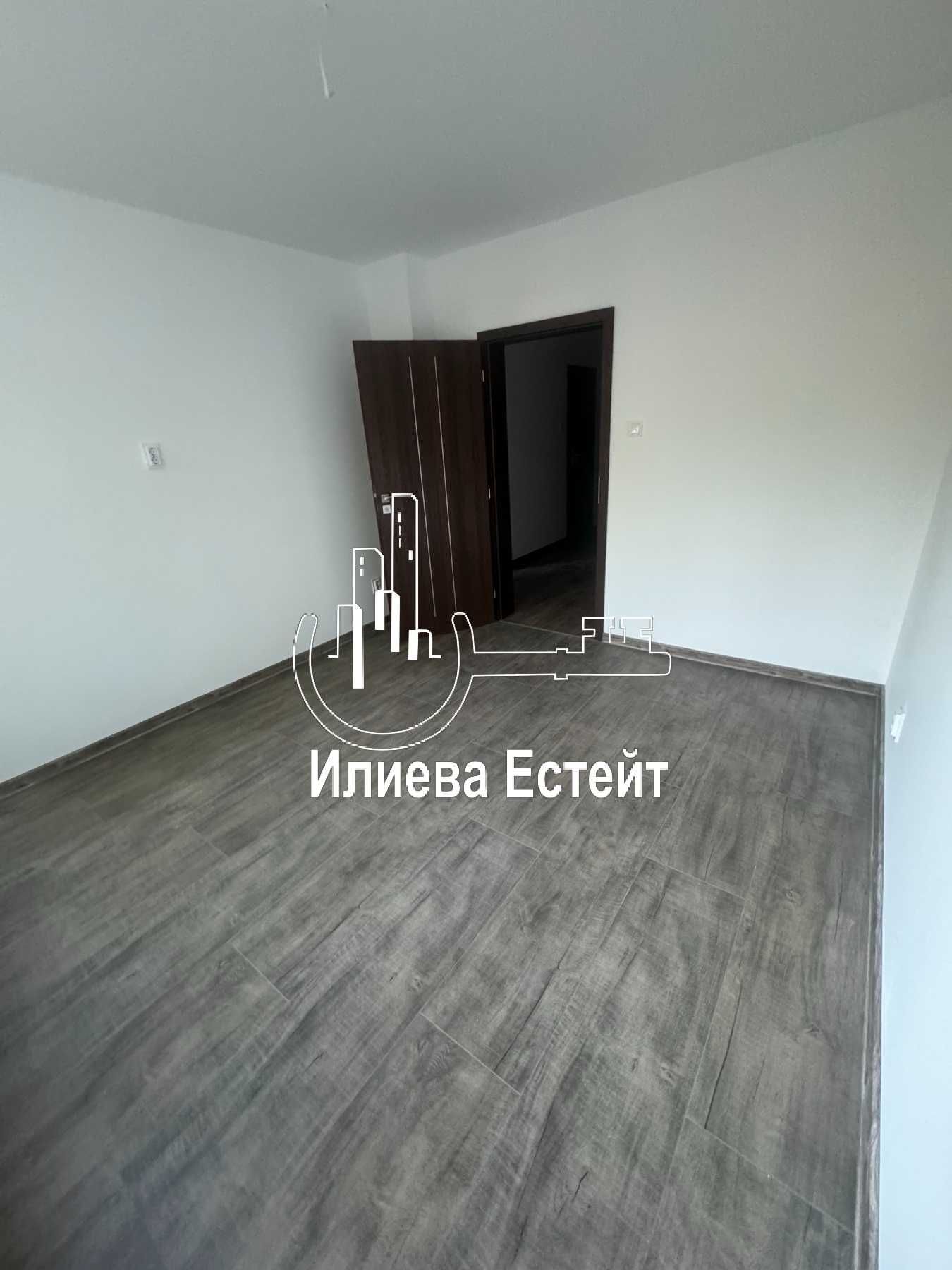 Продава АПАРТАМЕНТ 3-СТАЕН И КУХНЯ тухлен  в  гр.Димитровград
