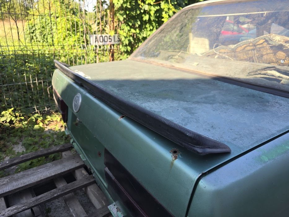 Vand eleron bmw e30 M-Tech original