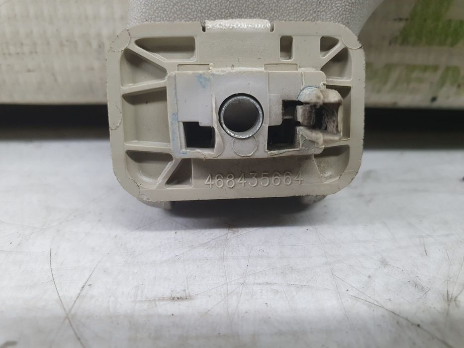 Maner plafon 09116589 Opel Corsa C [2000 - 2003] 1.2 benzina Z12XE