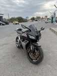 Honda cbr600rr sotiladi