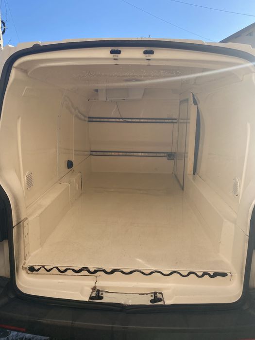 Volkswagen T5 2.5 TDI AXD instalație frigorifică