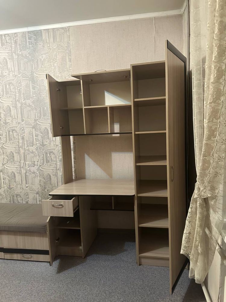 Продаётся комплект мебели для комнаты (возможно по частям)